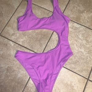 SHEIN NWOT Cut-Out One Piece Swimsuit
